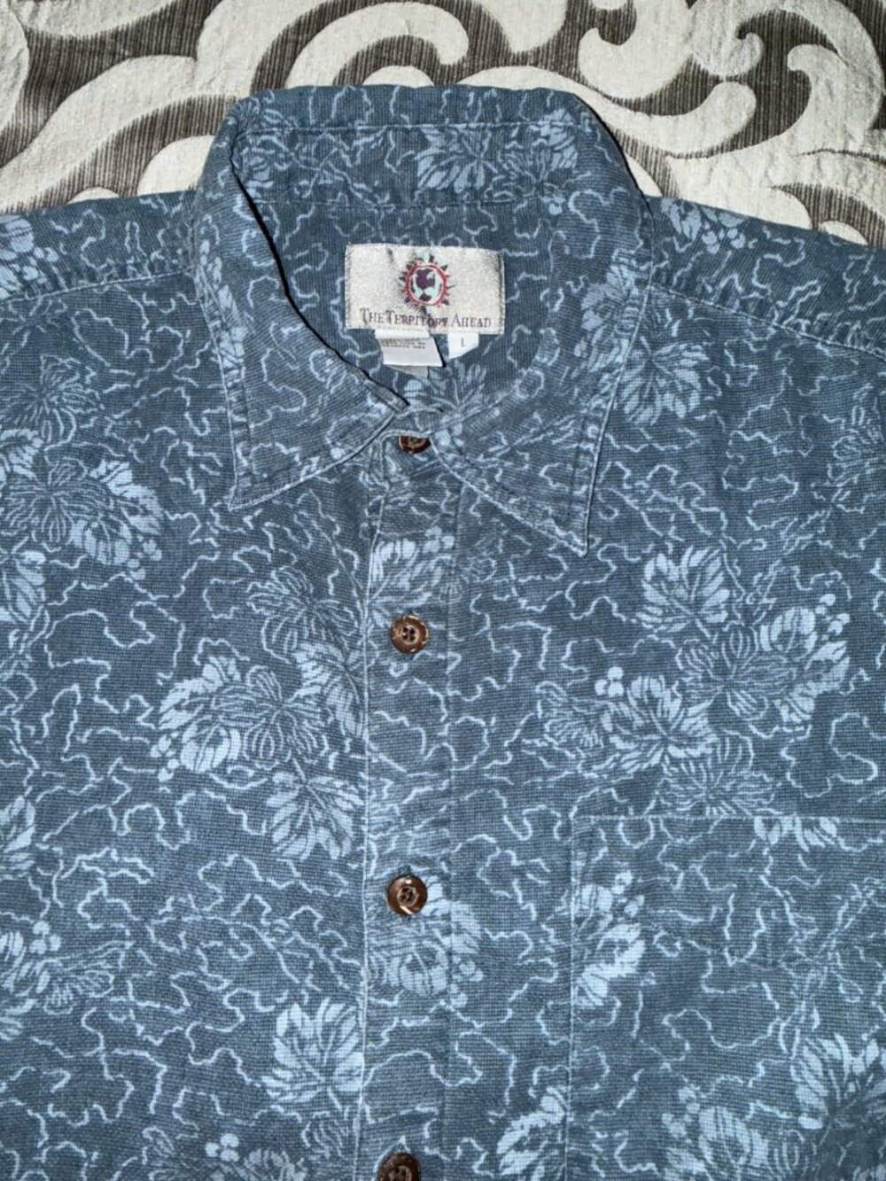 Territory Ahead Shirt Men Size Large Blue Floral Short Sleeve Button Up Cotton